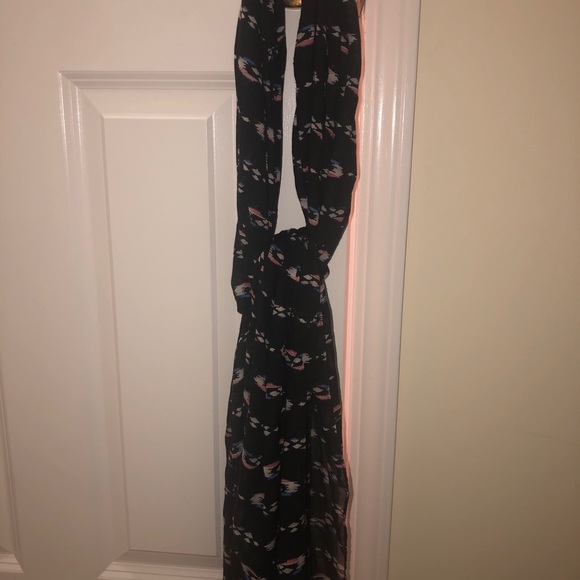 Assorted Scarves - Picture 3 of 6